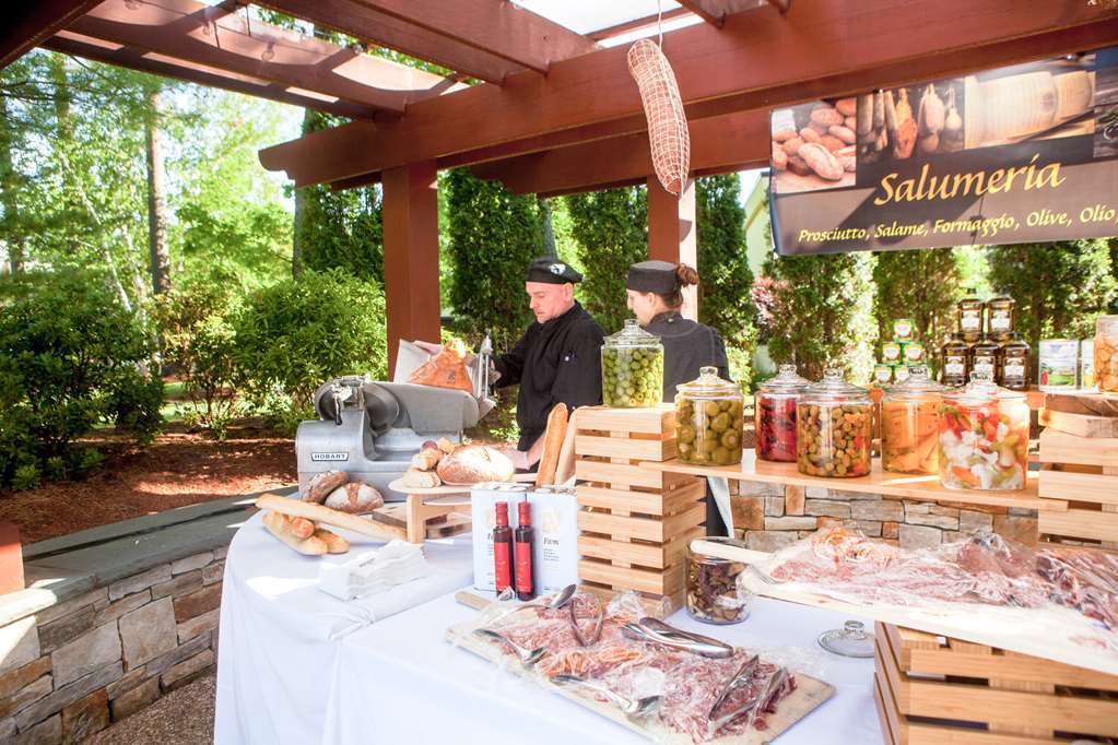 Doubletree By Hilton Hotel Boston - Bedford Glen Restoran gambar